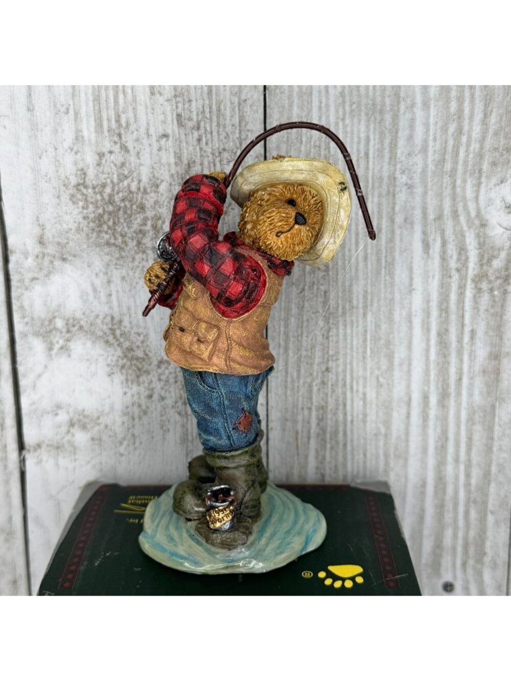Boyds Bears & Friends Willie Caughtit Hook, Line & Sinker Figurine